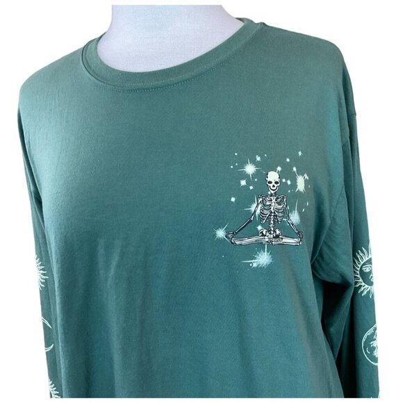 Weekend Warrior Long Sleeve Yoga Posing Skeletons Celestial Moon Stars Tee XL - Picture 2 of 6